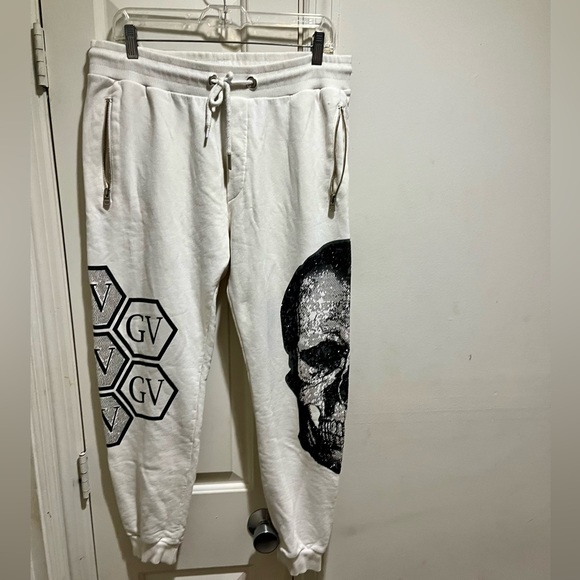George V Paris Avenue skull head jogger with rhinestones